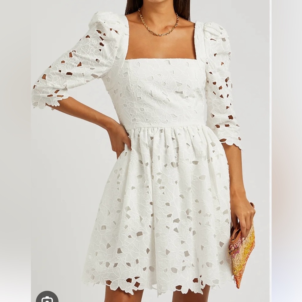 Cara Cara hart floral white mini dress